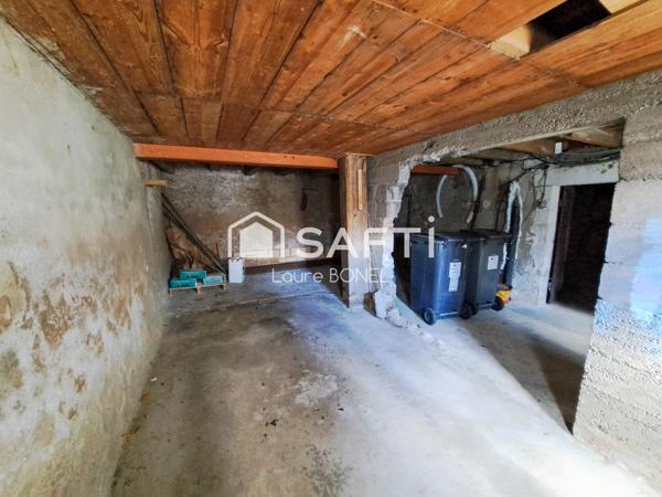 Maison de village à rénover à Vannes le Chatel