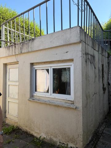 petite maison avec jardin a renover