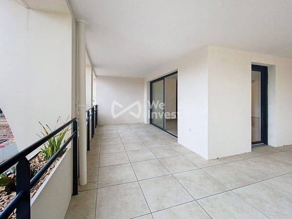 Appartement T4 avec grande terrasse
