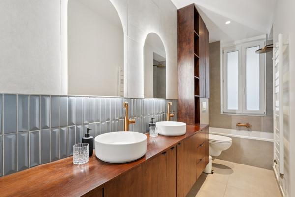 Vente Appartement de luxe Paris 18 5 Pièces 122 m²