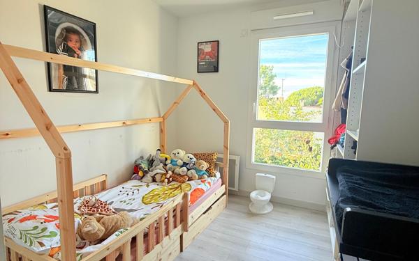 Appartement à vendre    3 pièces • 61 m2 Marseille 12