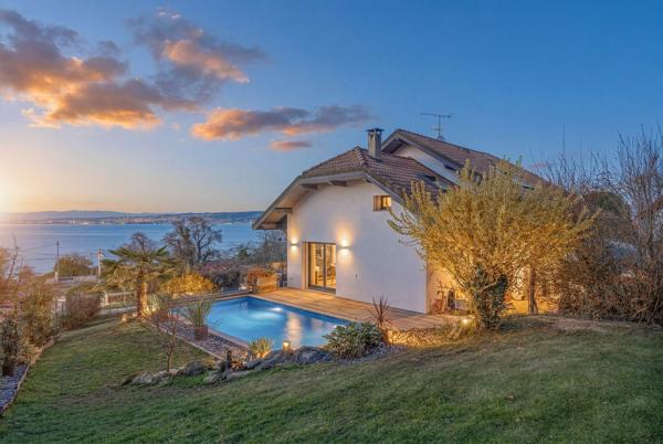 Vente Maison de luxe Lugrin 7 Pièces 185 m²