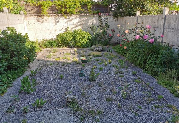 BELLE MAISON DE VILLE MITOYENNE 110 M2 3 CHAMBRES JARDIN