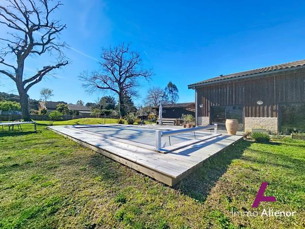 Grange rénovée avec charme - piscine - studio indépendant