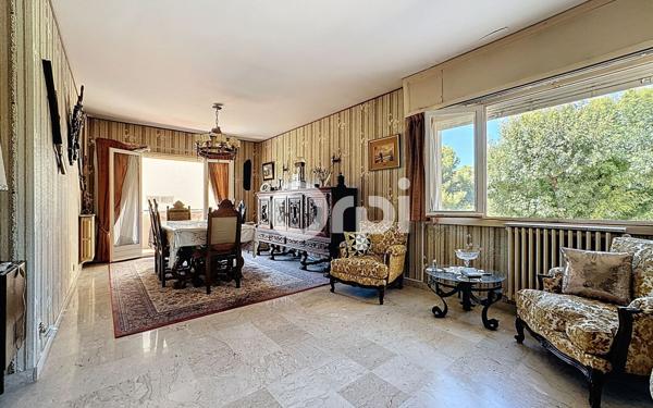 Appartement à vendre    5 pièces • 138,80 m2 Toulon