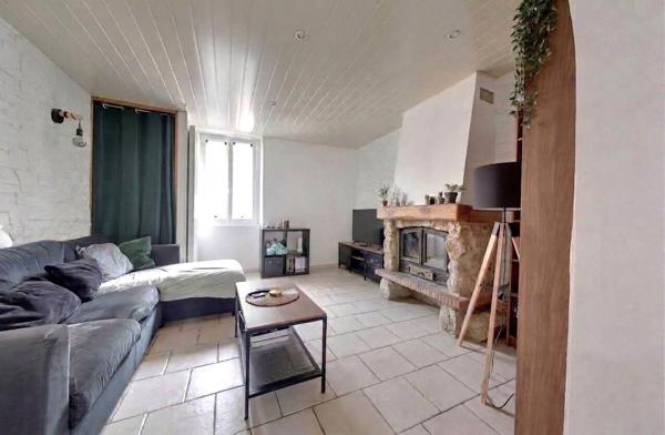 Appartement duplex de 3 pièces CHEVRY COSSIGNY - 53 m2