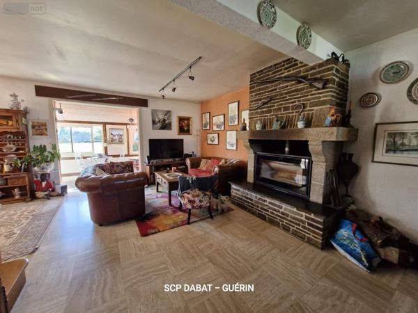 Maison à vendre à Saint-Hilaire-du-Harcouët dans la Manche (50600), ref : 8435