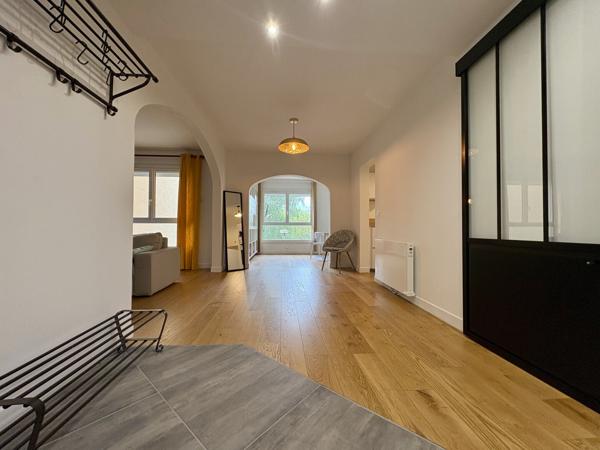 Appartement rénové de 103 m²