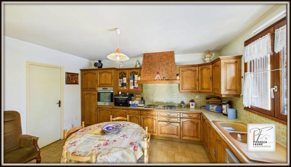 Briançon , Maison unique 183m², 5 ch + Terrain constructible 690m²