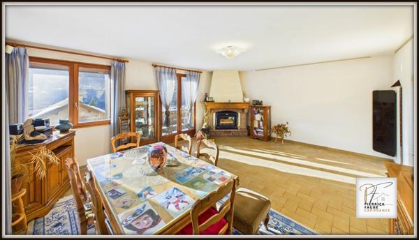 Briançon , Maison unique 183m², 5 ch + Terrain constructible 690m²