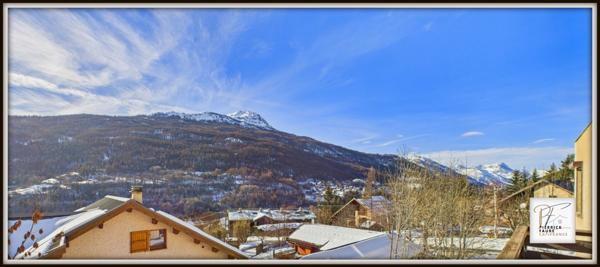 Briançon , Maison unique 183m², 5 ch + Terrain constructible 690m²