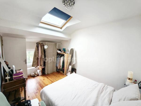 VAULX EN VELIN (69) à vendre Maison moderne 4 pièces