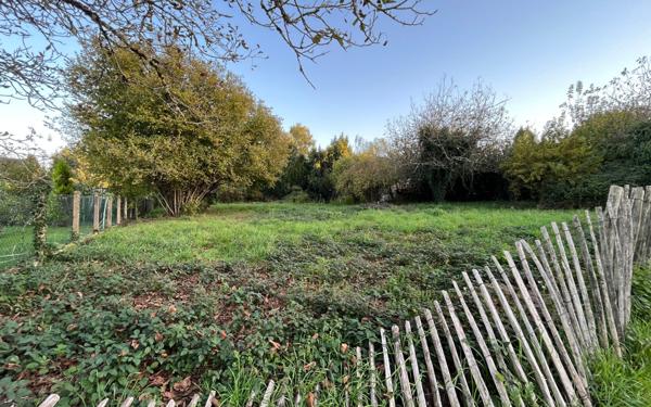 Terrain à vendre    Bonnac-la-Côte