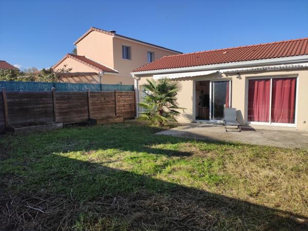 VILLA PLAIN PIED 2014 / SECTEUR CALME ET RESIDENTIEL / PONT-DU-CHATEAU (63)