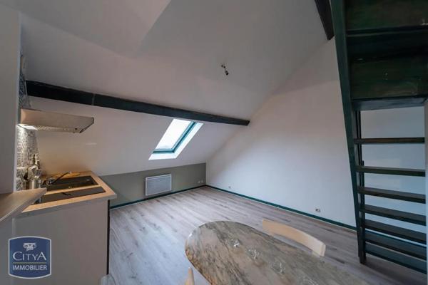 Appartement à louer 1 pièce 25.5m² Saint-Flour (15100)