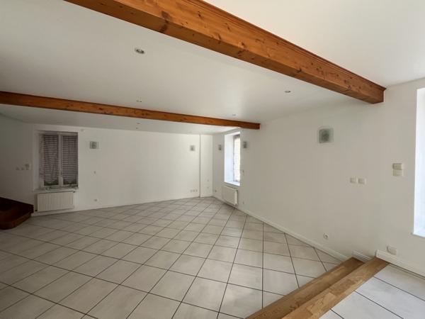 Appartement à louer |  Sathonay-Camp |  4 pièces | 96 m²