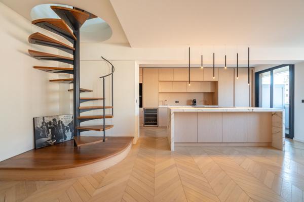 Vente Penthouse Marseille 8 6 Pièces 219 m²