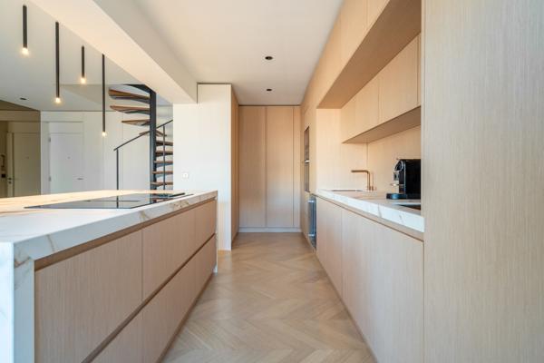 Vente Penthouse Marseille 8 6 Pièces 219 m²