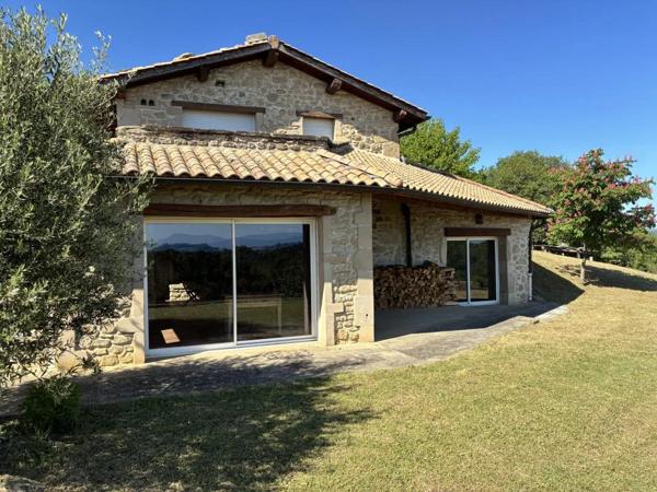 Maison à louer à Saint-Bardoux (26260)