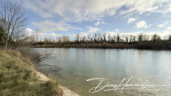 Maison 3 pièces SAINT MAURICE DE GOURDANS (01) - 4731 m² de terrain