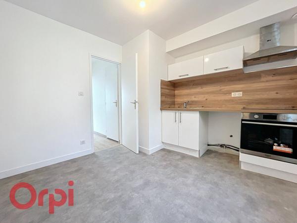 Appartement à louer    1 pièce •    Nancy