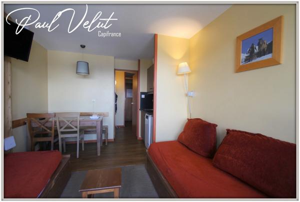 Dpt Isère (38), à vendre ALPE D'HUEZ appartement Studio + coin-montagne