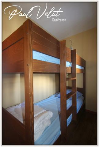 Dpt Isère (38), à vendre ALPE D'HUEZ appartement Studio + coin-montagne