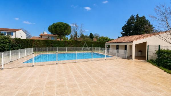 appartement T2 cave parking piscine