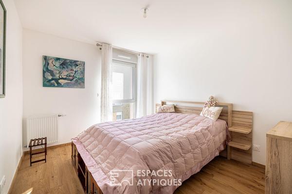 Appartement avec terrasse au dernier étage dans un immeuble contemporain