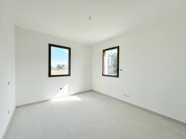 Maison neuve 111 m2 sur parcelle de 1570 m2