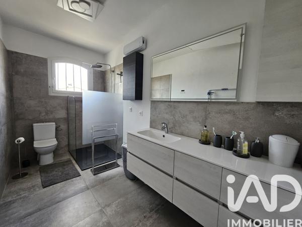 Appartement à vendre 4 pièces 154,87 m² Frontignan