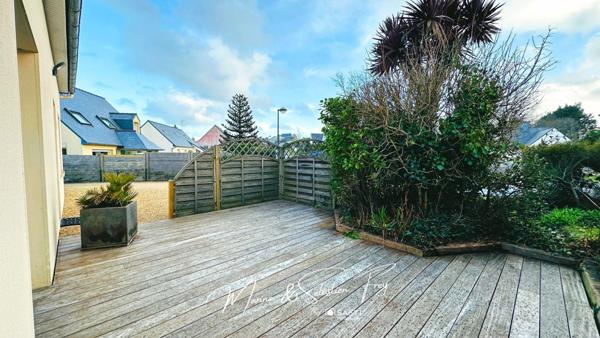 Maison familiale au calme, commerces à pied et plages à proximité