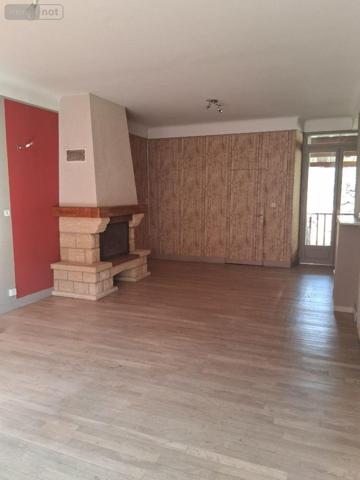 Maison de ville à vendre à La Flèche dans la Sarthe (72200), ref : 442   
la flehe