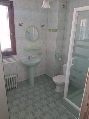 Maison de ville à vendre à La Flèche dans la Sarthe (72200), ref : 442   
la flehe