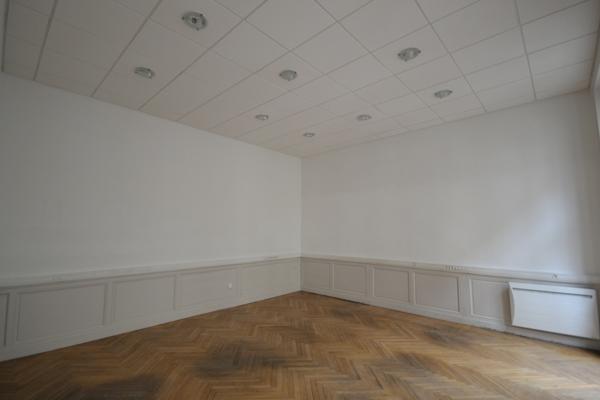 Location bureaux 85 m²