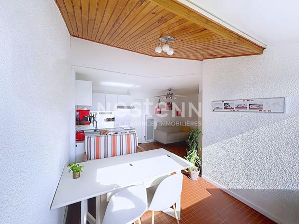 Bel appartement 2 pièces de 35.29 m² avec garage, local à vélo & vue exceptionnelle sur les Salins & l'Île Saint-Martin à Gruissan