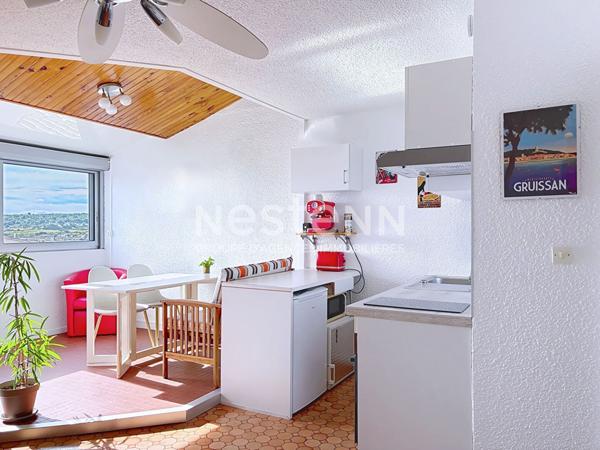 Bel appartement 2 pièces de 35.29 m² avec garage, local à vélo & vue exceptionnelle sur les Salins & l'Île Saint-Martin à Gruissan