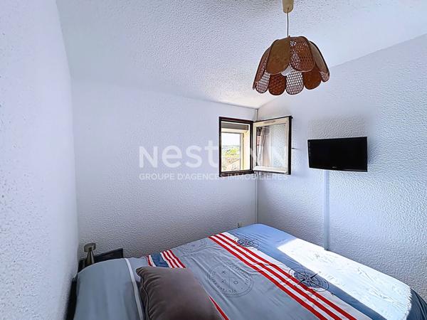 Bel appartement 2 pièces de 35.29 m² avec garage, local à vélo & vue exceptionnelle sur les Salins & l'Île Saint-Martin à Gruissan