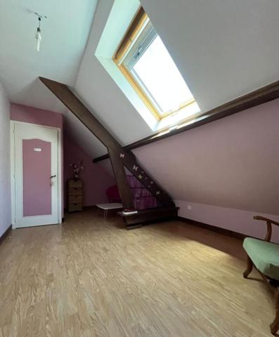 Maison à Noyon 6 pièce(s) 141 m2 sur sous-sol et jardin