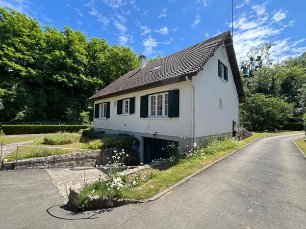Maison à Noyon 6 pièce(s) 141 m2 sur sous-sol et jardin