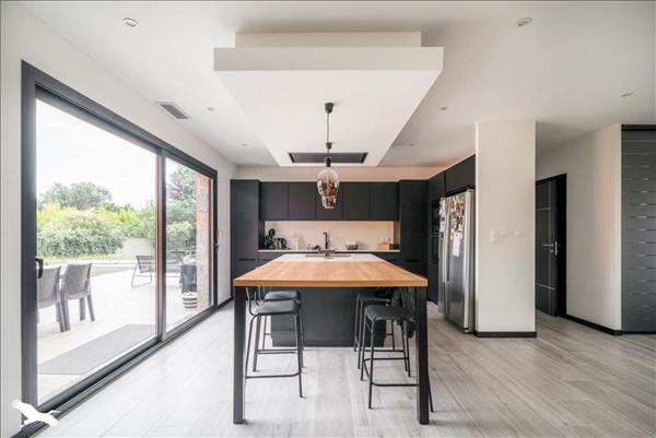 Maison à vendre |  La Salvetat-Saint-Gilles |  5 pièces | 149 m²