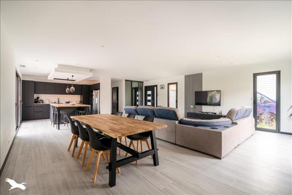 Maison à vendre |  La Salvetat-Saint-Gilles |  5 pièces | 149 m²