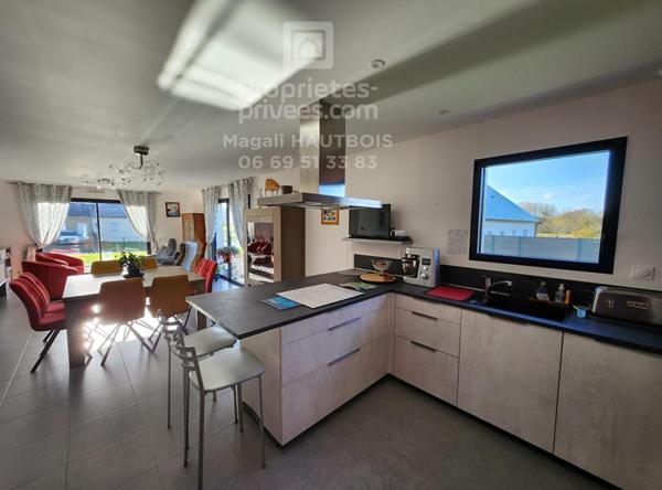 Maison Saint Hilaire Du Harcouet 5 pièce(s) 102.40 m2