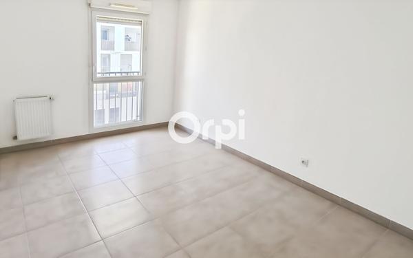 Appartement à vendre    2 pièces • 43,32 m2 Marseille 10