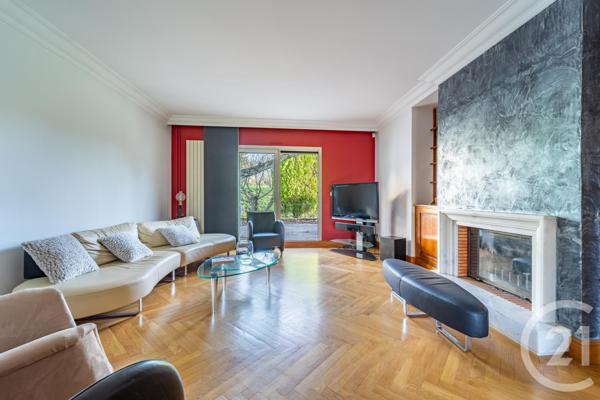 Maison à vendre  6 pièces - 262 m2 BRON - 69