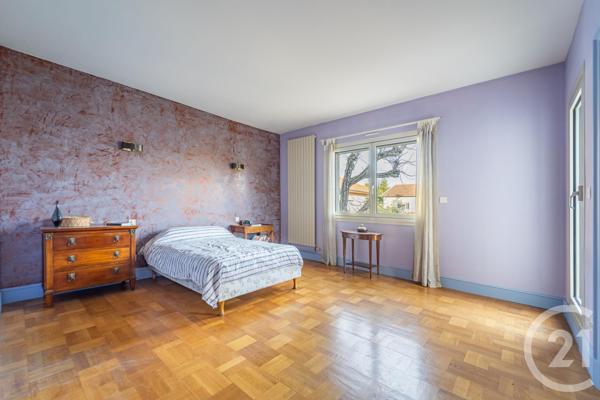 Maison à vendre  6 pièces - 262 m2 BRON - 69