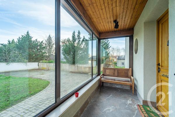 Maison à vendre  6 pièces - 262 m2 BRON - 69