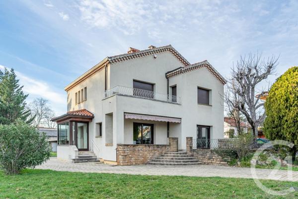 Maison à vendre  6 pièces - 262 m2 BRON - 69