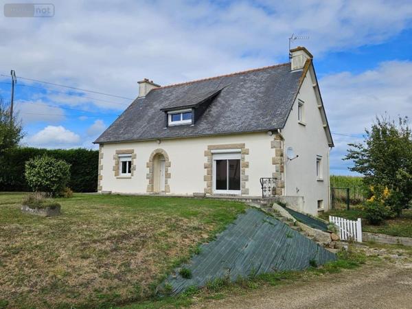 Maison à vendre à Yffiniac dans les Côtes-d'Armor (22120), ref : 22007-787
