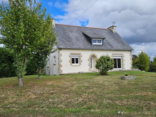 Maison à vendre à Yffiniac dans les Côtes-d'Armor (22120), ref : 22007-787